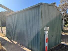 Industrial Shed Approximately 4m x 7m with roller door - picture0' - Click to enlarge