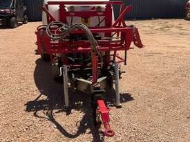 2016 Croplands Weed-It 4000 Single Axle Weed Sprayer Trailer - picture0' - Click to enlarge