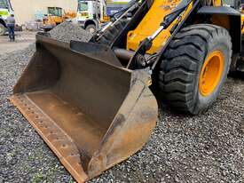 JCB 426HT Wheel Loader - picture1' - Click to enlarge