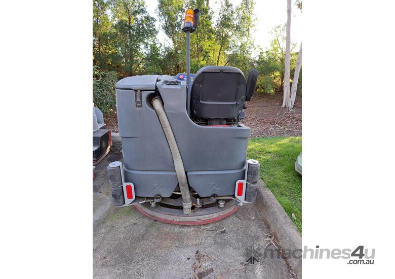 Used nilfisk Nilfisk CS7010 LPG combination sweeper scrubber Selling as