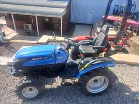 Solis 26HST ROPS 26HP Hydrostatic Tractor - picture0' - Click to enlarge