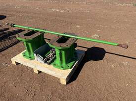 John Deere Header Extension Kit - 4m Extension - picture2' - Click to enlarge