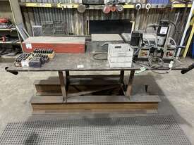 Welding Bench and Offset Vise - picture0' - Click to enlarge