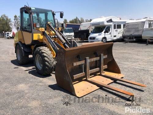 2005 Volvo L20B-P Articulated Wheel Loader