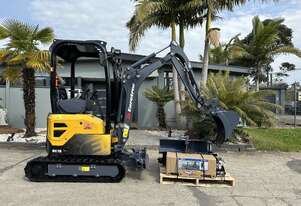 Eurotrac 1.8T Mini Excavator AugerTorque Package