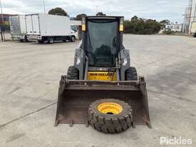 New Holland L175 Wheeled Skid Steer - picture0' - Click to enlarge