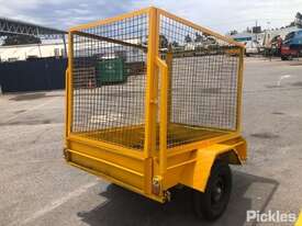 Custom Single Axle Box Trailer - picture2' - Click to enlarge