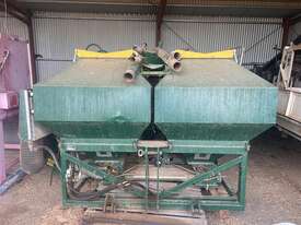 SIMPLICITY FM2 2000 AIR SEEDER - picture0' - Click to enlarge