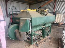 SIMPLICITY FM2 2000 AIR SEEDER - picture1' - Click to enlarge