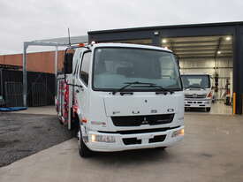 FUSO FIGHTER  SERVICE TRUCK  - picture0' - Click to enlarge