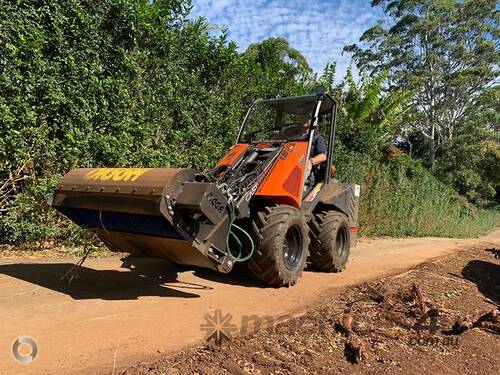 caption 2023 Cast 40XD Mini Loader | 1550kg Lifting Capacity