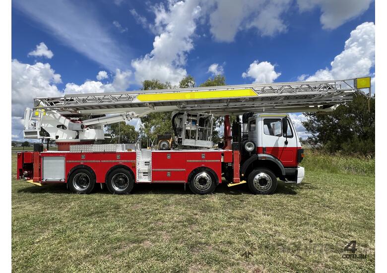 caption Mercedes Benz 2435 Super Class 8x4 Fire Unit/Ladder Boom Truck. Ex NSW Fire & Rescue Service.