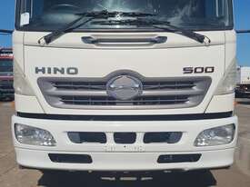 Hino FE - picture2' - Click to enlarge