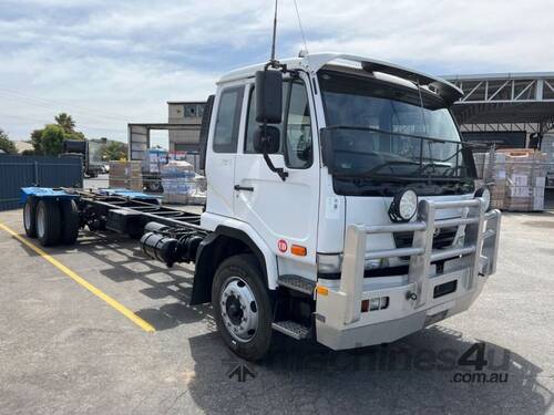 2010 Nissan UD PKC37A Cab Chassis Day Cab