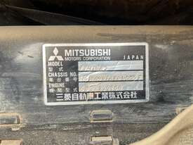 1994 Mitsubishi FV418KS FV 6x4 - picture1' - Click to enlarge