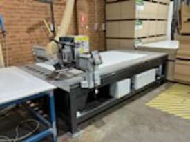 Used Multicam 2412 CNC  - picture1' - Click to enlarge