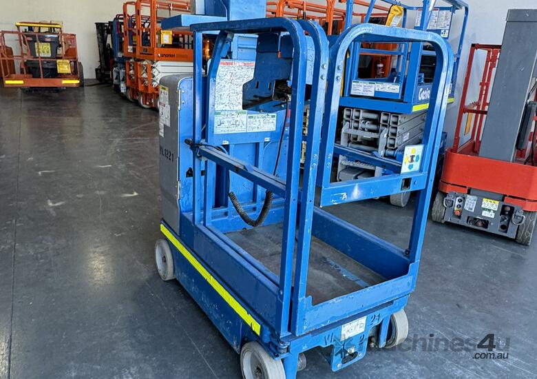 2015 Used 2015 Genie GR12 Electric Run About Man Lift image 2