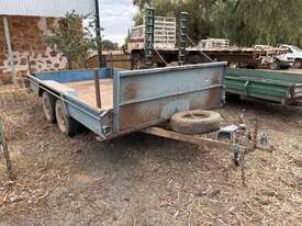 Tandem Box Trailer with Removable Hurdle Frame -Year 1989 - picture1' - Click to enlarge