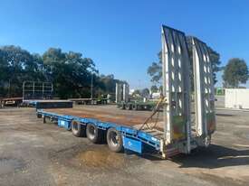 2013 Tri Axle Drop Deck Float - picture1' - Click to enlarge
