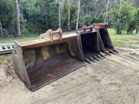 USED EXCAVATOR BUCKETS - picture0' - Click to enlarge