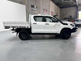 2018 Toyota Hilux SR Diesel - picture0' - Click to enlarge