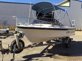 Sportsman Craft Fibreglass Runabout Boat - picture1' - Click to enlarge