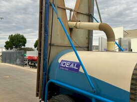 (7593) Ideal 3200 - Sprayer (Griffith, ACT) - picture0' - Click to enlarge