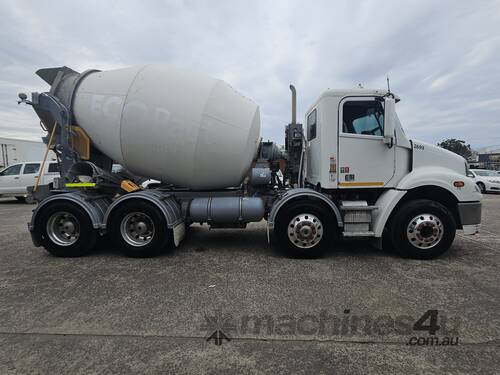 2021 Freightliner FLX   8x4 Concrete - Agitator