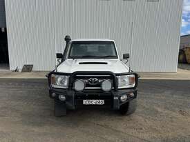 2012 TOYOTA Landcruiser Dual Cab Ute  - picture0' - Click to enlarge