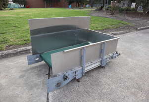 Stainless Steel Wide Belt Conveyor 1.6m Long