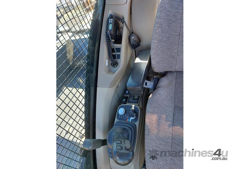 caption 2018 CASE - CX80C