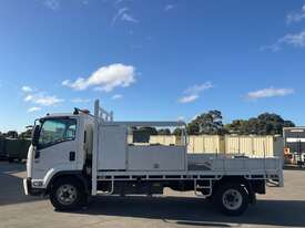 2016 Isuzu FRR 107-210 Table Top - picture2' - Click to enlarge