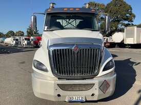 2017 International Prostar Prime Mover - picture0' - Click to enlarge