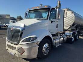 2017 International Prostar Prime Mover - picture1' - Click to enlarge