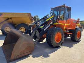 Doosan DL250TC - picture1' - Click to enlarge