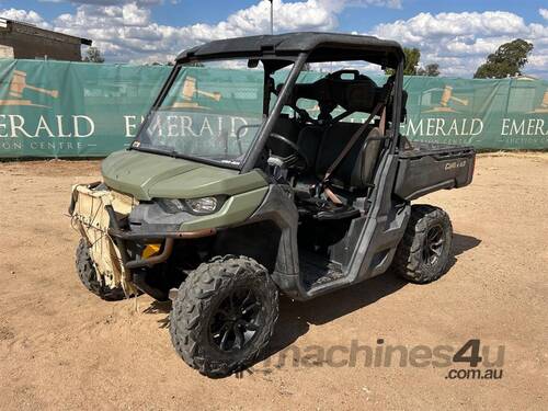 2017 CAN-AM HD8 4WD BUGGY 