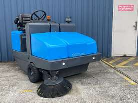 Conquest - PB155LPG Sweeper in Excellent Condition (Used cleaning equipment) *QLD  - picture0' - Click to enlarge