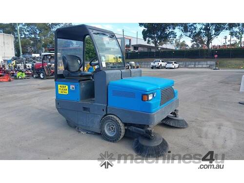 Isal Power Sweepers PB200D