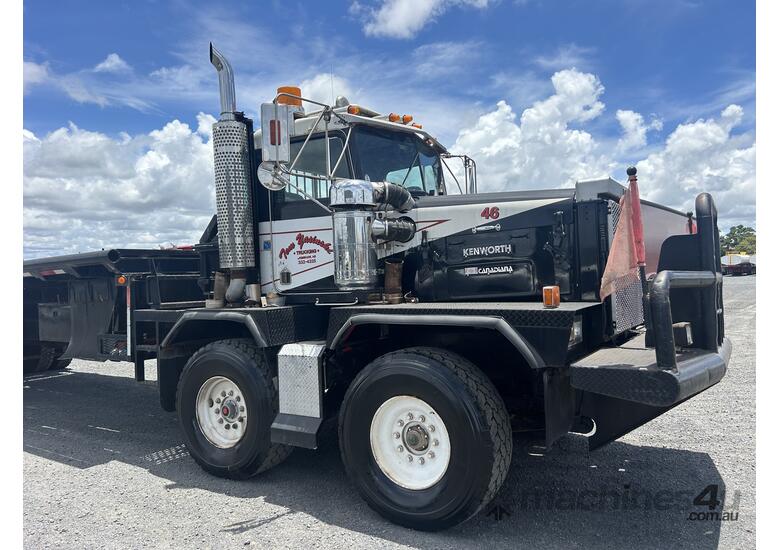 caption 1991 Kenworth C500 400