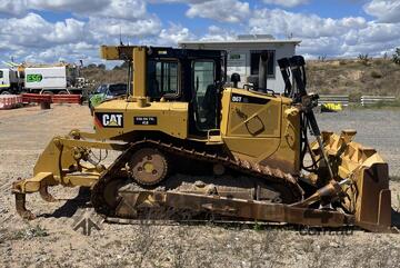 2015 CAT D6T XL 5900 hours Stock No.127 2015 CAT D6T XL 5900 hours Stock No.127