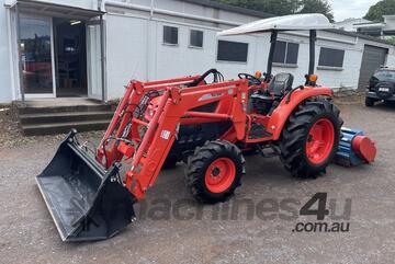 Kioti   EX5810 tractor & loader