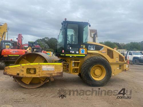 2012 Caterpillar Cs56 