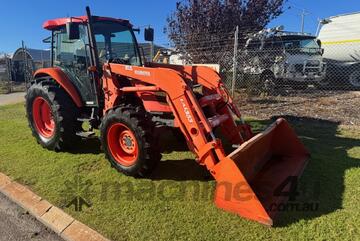 Tractor Kubota M8540 85HP 4x4 FEL A/C Cab 2087hrs Tractor Kubota M8540 85HP 4x4 FEL A/C Cab 2087hrs