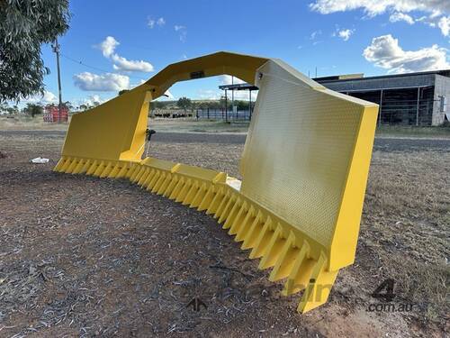 caption GESSNER 26FT WALK IN STICK RAKE - BRAND NEW