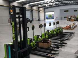 2024 Zoomlion DB15E  Electric Stacker Pallet Jack  - picture0' - Click to enlarge