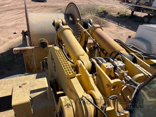 caption 1989 Caterpillar 988B Articulated Front End Loader