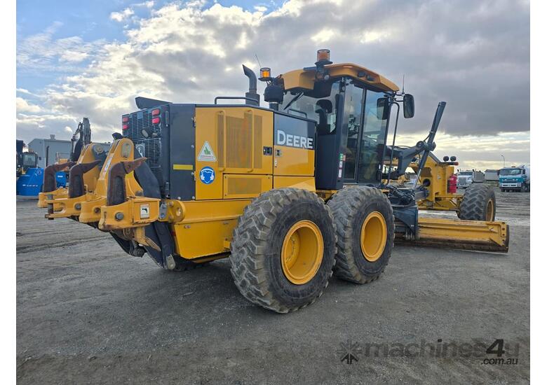 2019 John Deere 872Gp