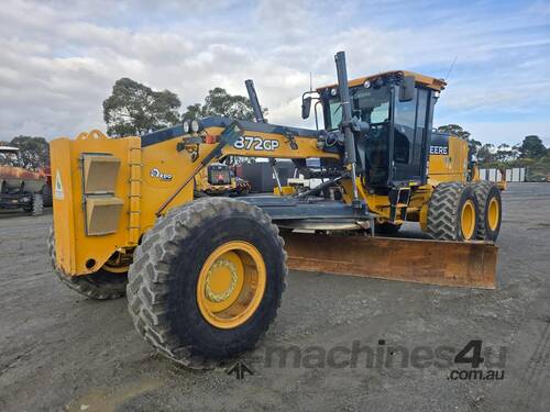 2019 John Deere 872Gp