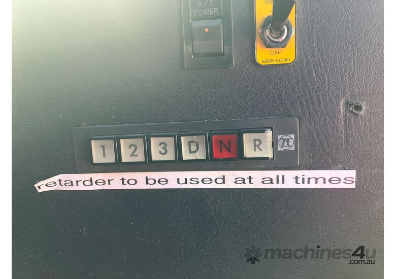 caption 2009 Hino RN8J Coach