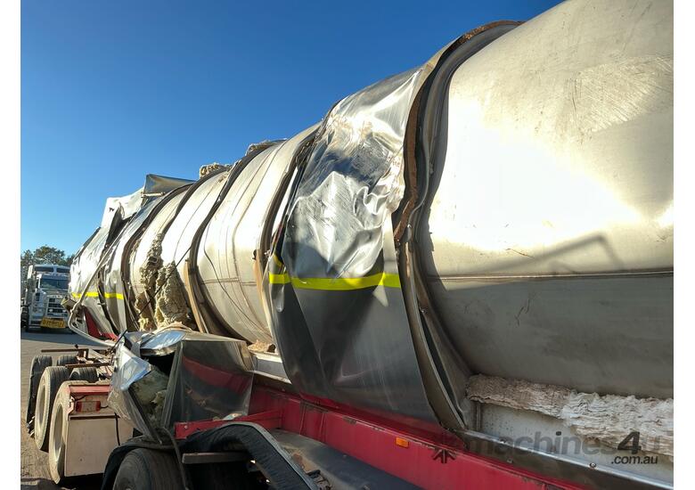 caption 2008 Tieman Trailer Axle Tanker Tri Axle Fuel Tanker